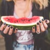 Die besten Android-Apps für eine richtige Ernährung Bildquelle: https://pixabay.com/de/wassermelone-frau-obst-lebensmittel-869207/
Lizenz: CC0 Public Domain