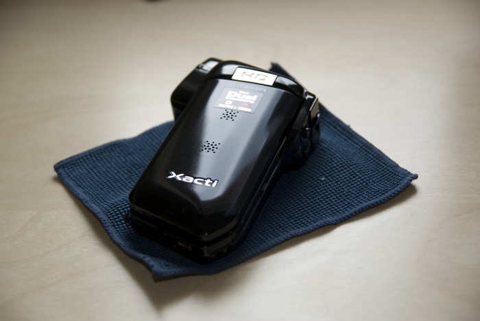 Test: Sanyo Xacti CG10 720p HD Camcorder